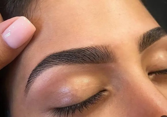 کاشت ابرو اف ای تی